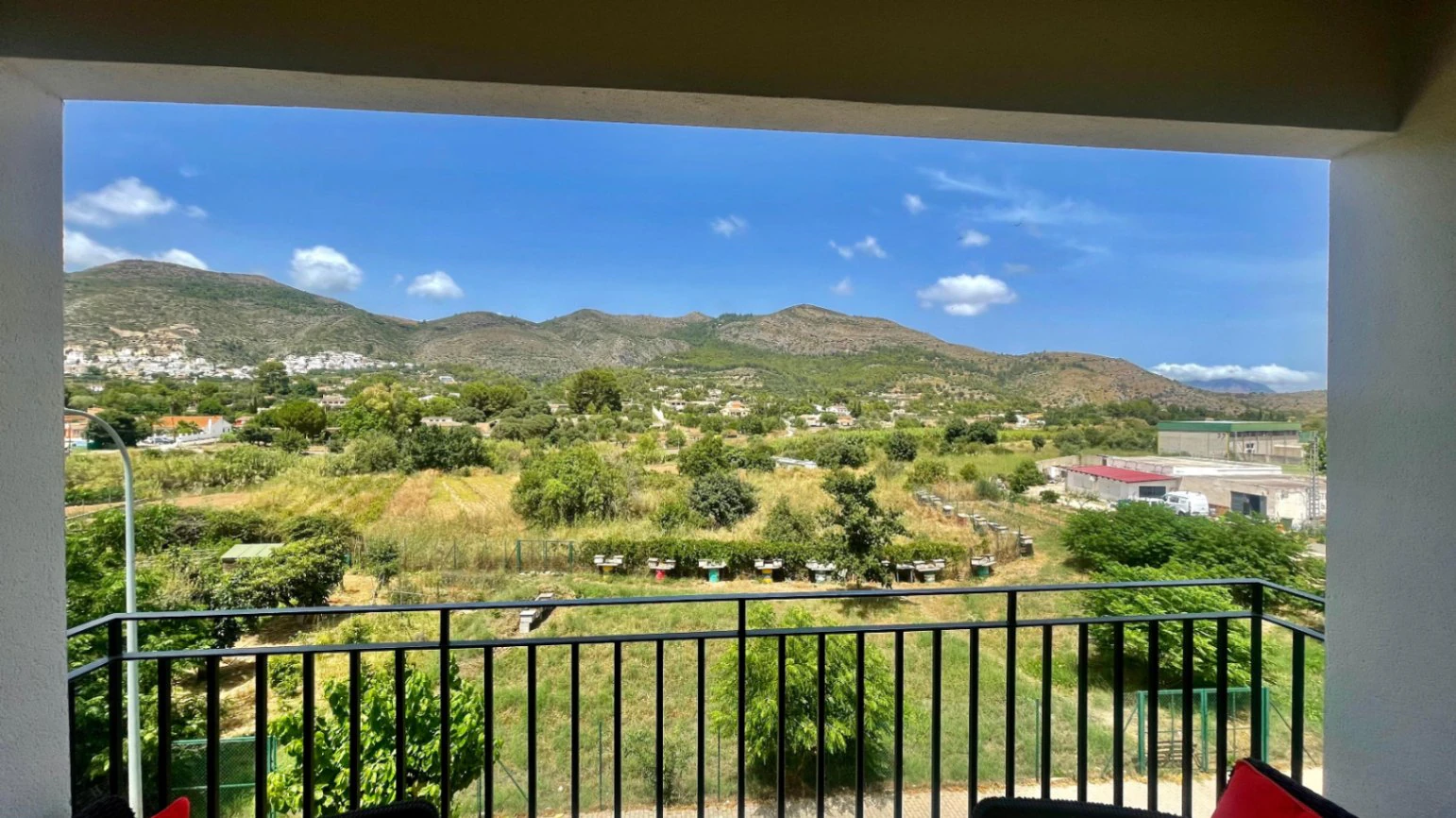 Penthouse apartment for sale in Jalon: Modern, luxurious