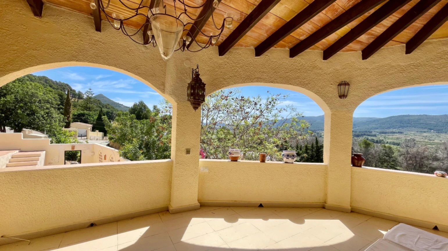Villa te koop in Alcalali: Prachtig uitzicht, zeer privé