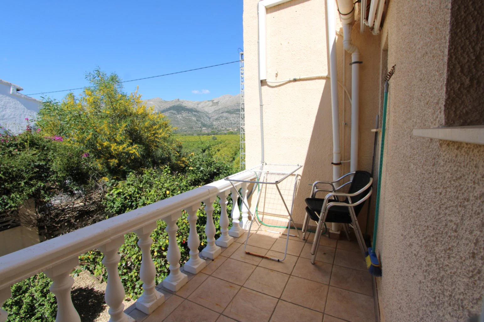 Verkoop. Villa in Orba