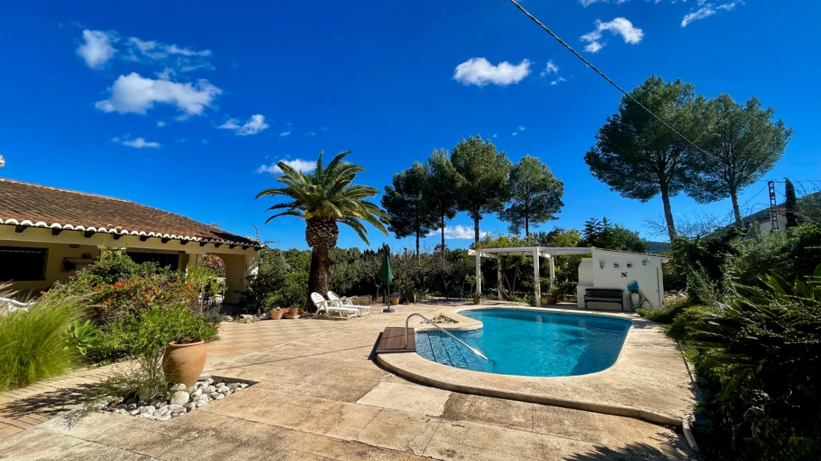 Villa for sale in Parcent: Charming, sought-after area