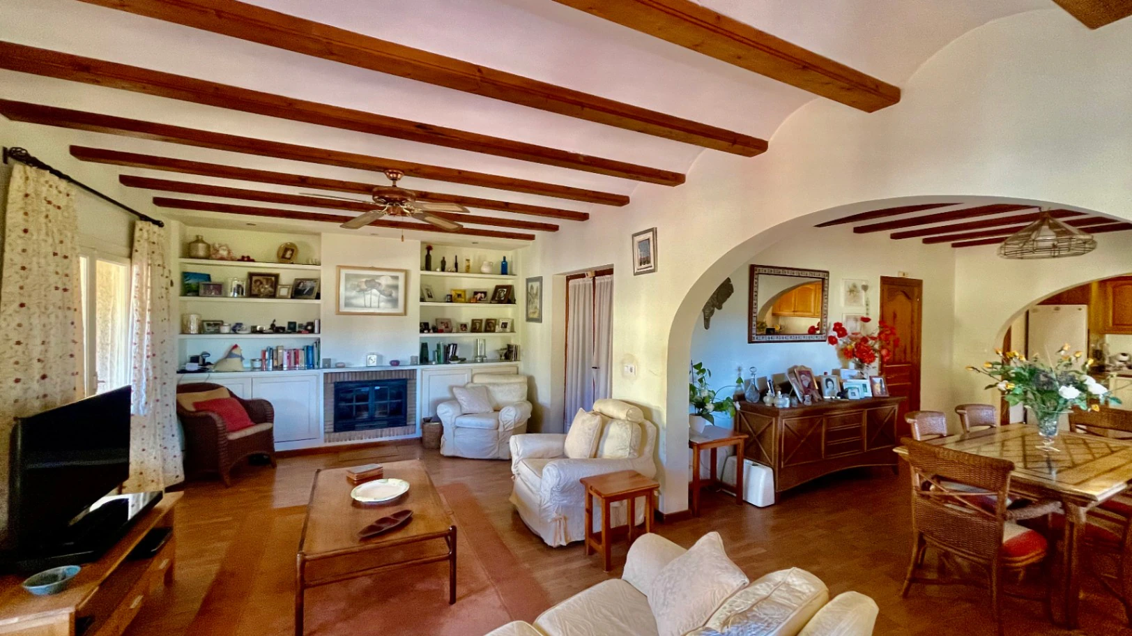 Villa te koop in Alcalali: Prachtig met adembenemend uitzicht