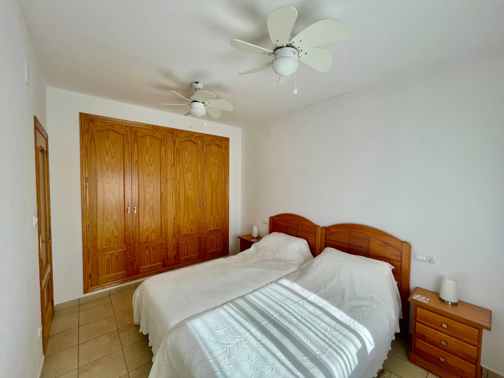 Townhouse for sale in Alcalali: Modern & spacious
