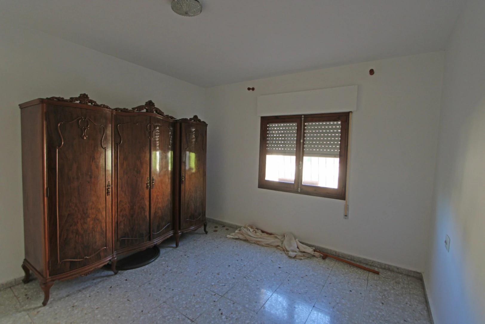villa for sale in Llosa De Camacho