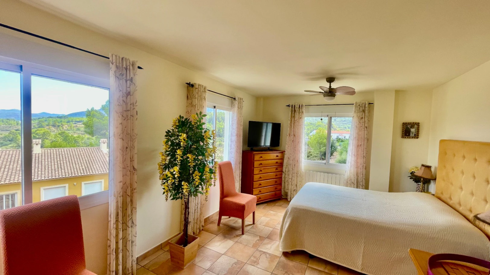 Townhouse for sale in Murla: Luxurious and spacious