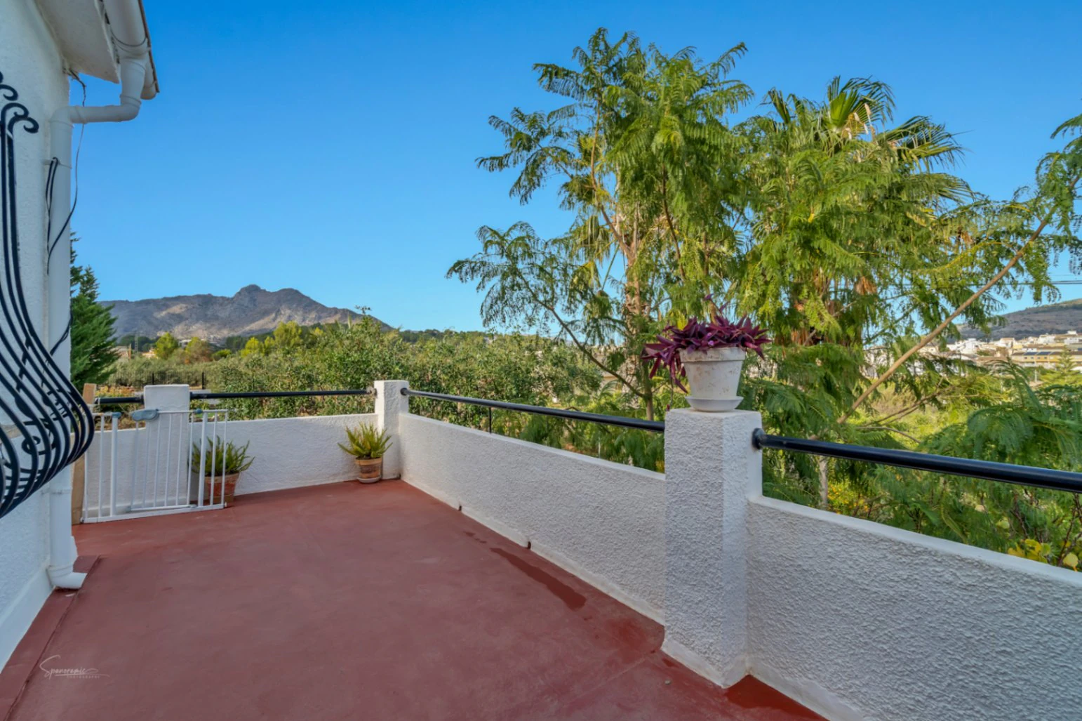 Two villas for sale in Parcent on one plot