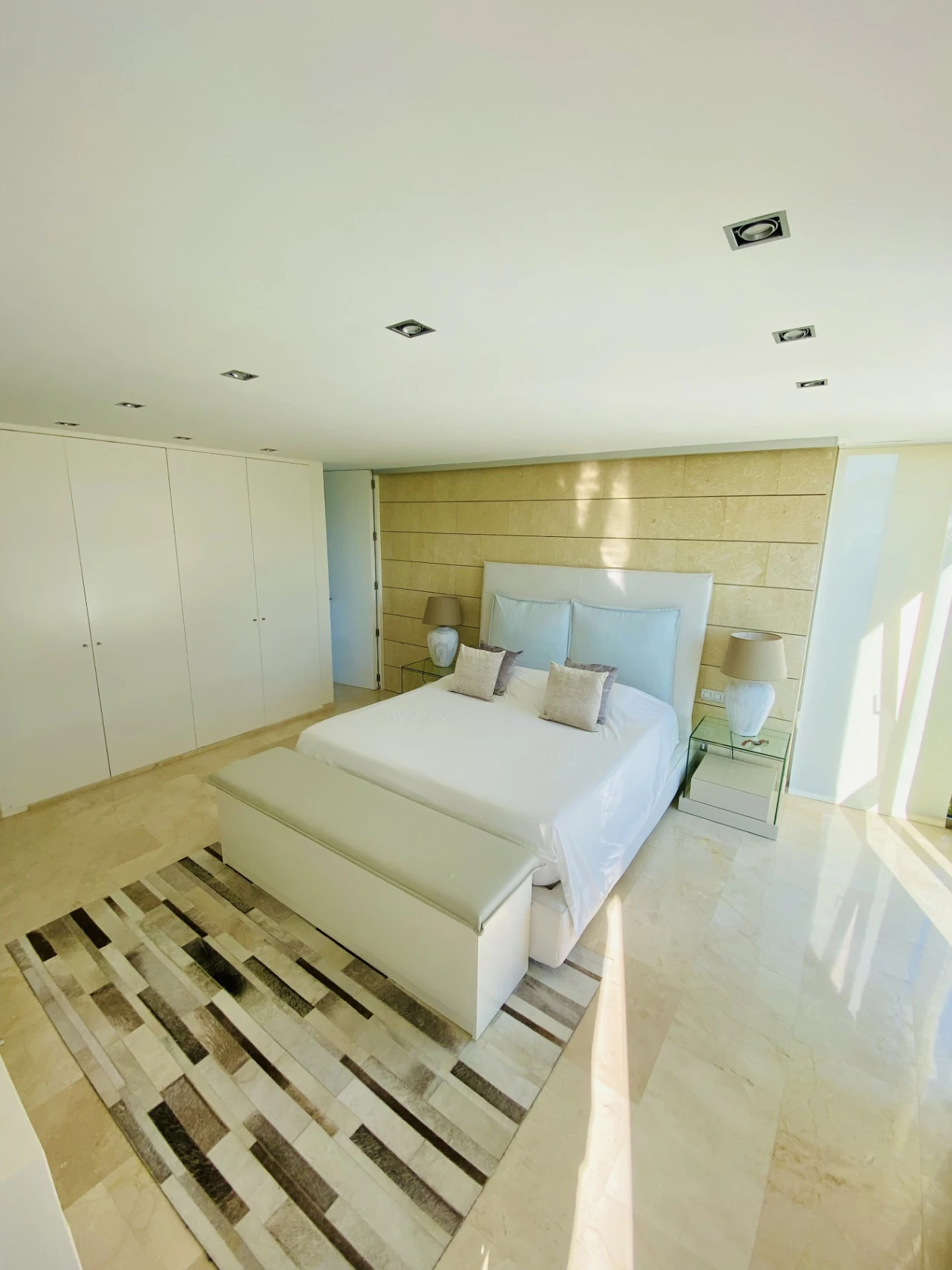 Villa te koop in Javea: Eigentijds, modern