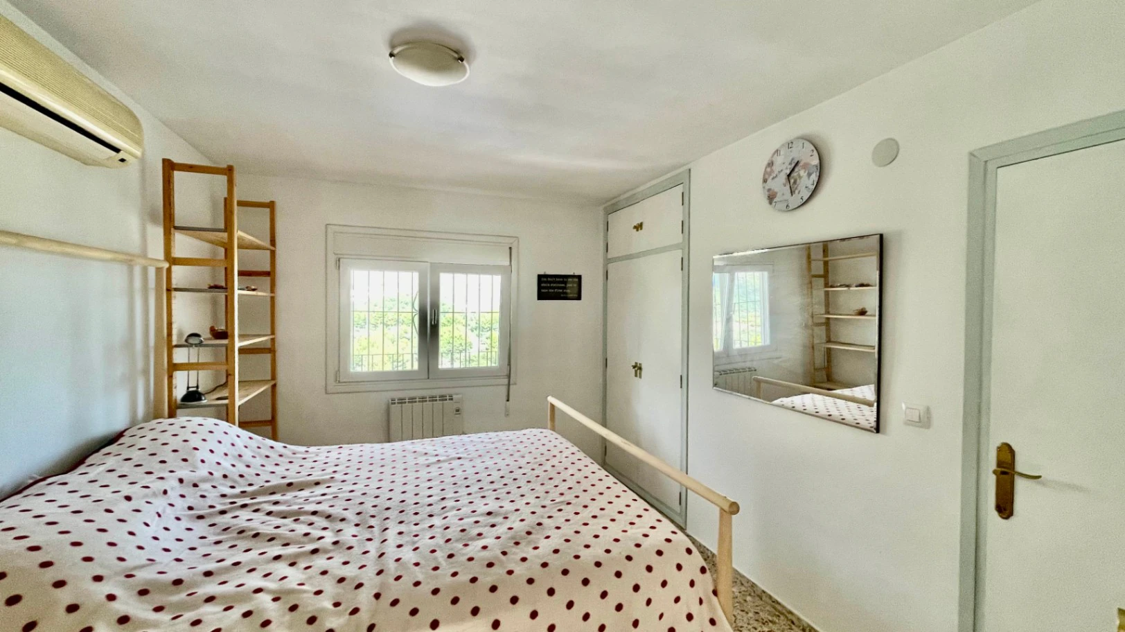 Villa for sale in Benigembla: Peaceful, rural, completely private