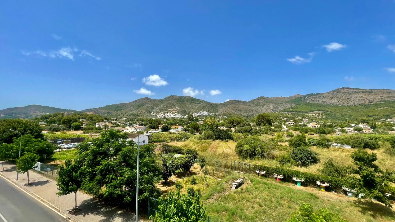 Penthouse apartment for sale in Jalon: Modern, luxurious