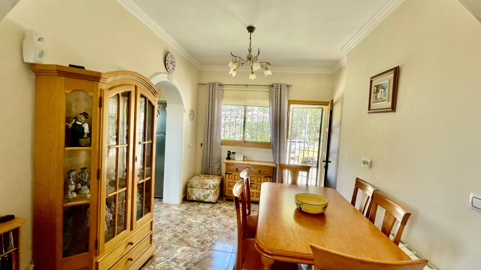 Villa for sale in Parcent: Private, corner plot