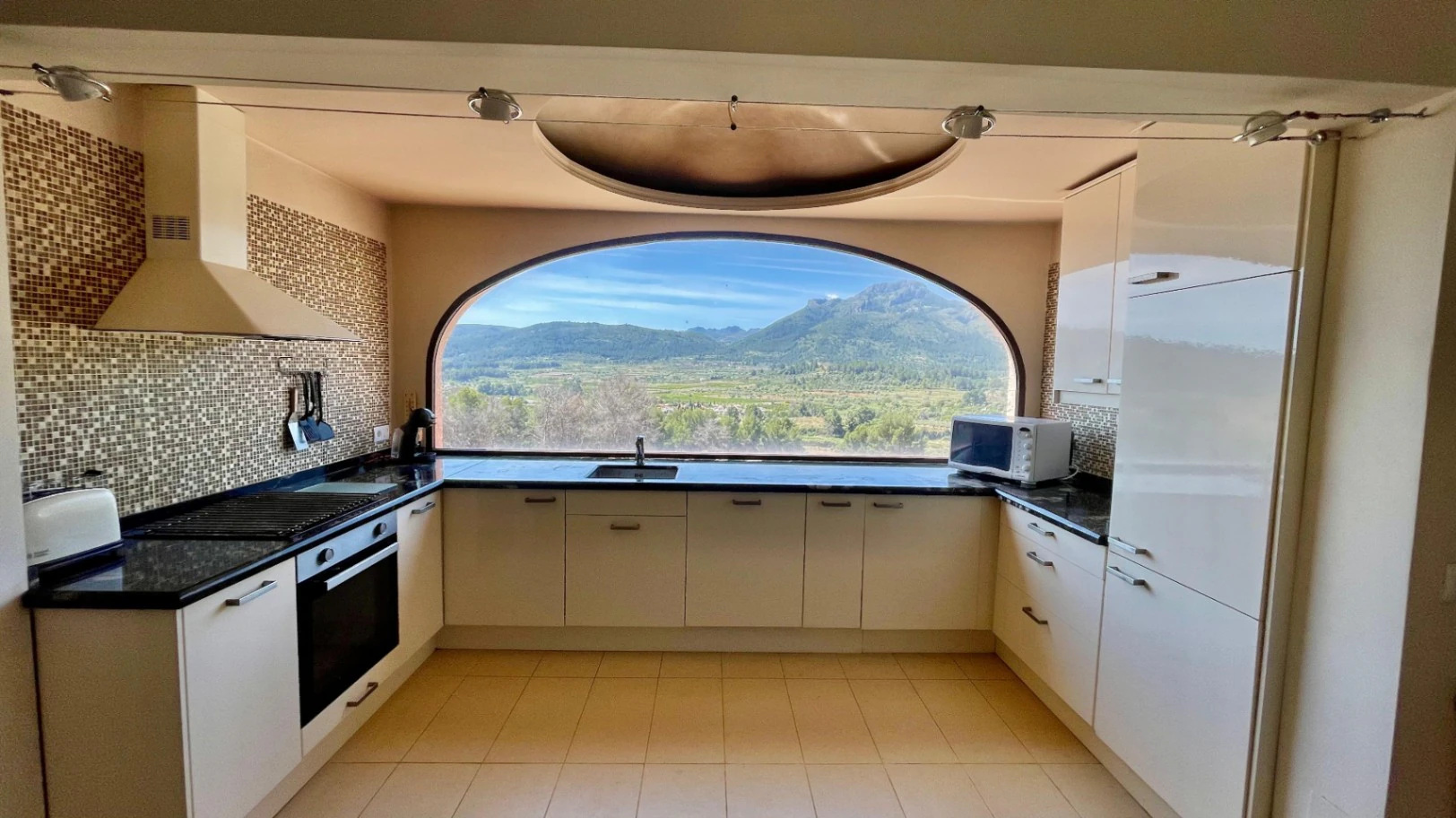 Villa te koop in Alcalali: Prachtig uitzicht, zeer privé