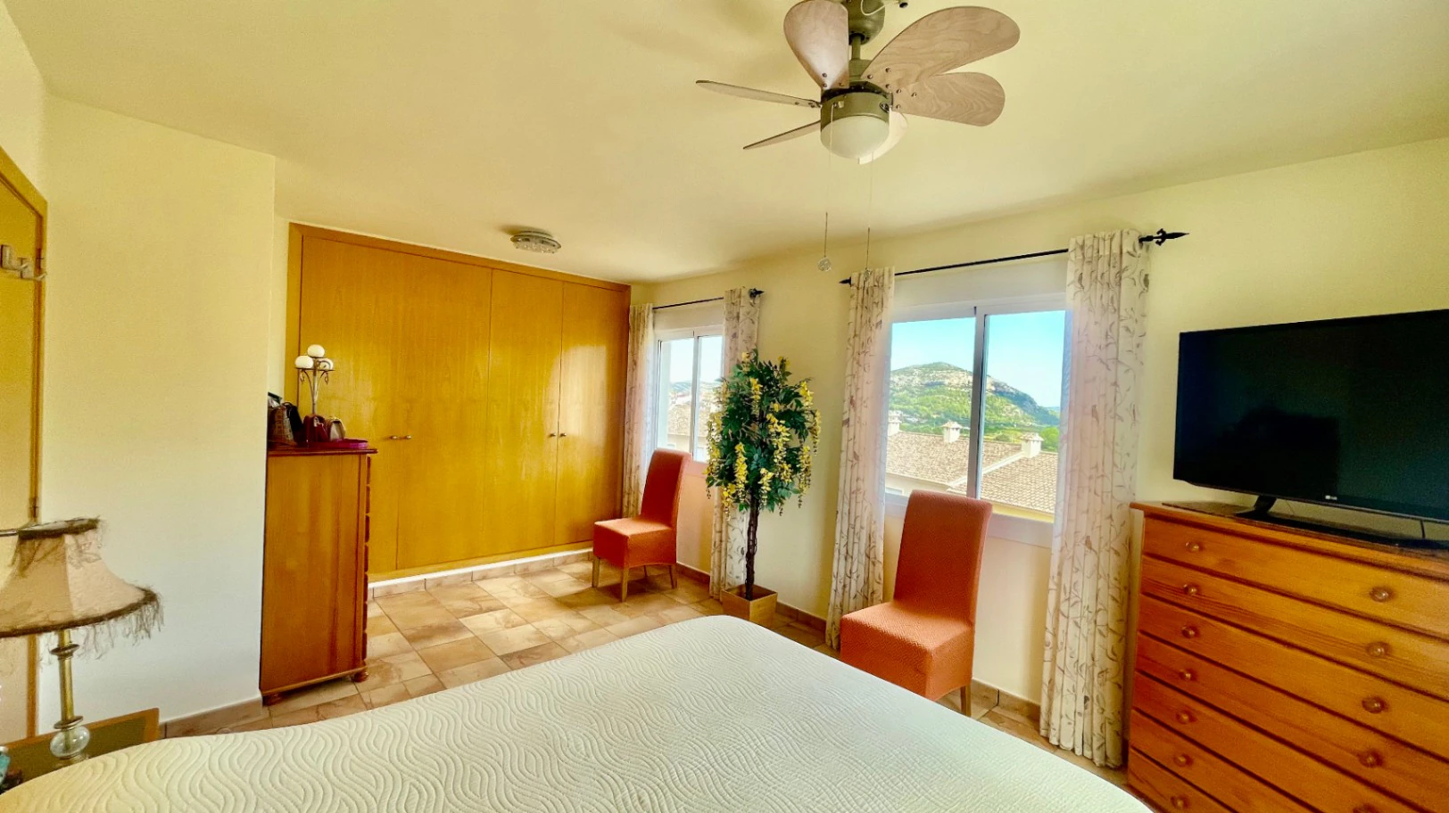 Townhouse for sale in Murla: Luxurious and spacious