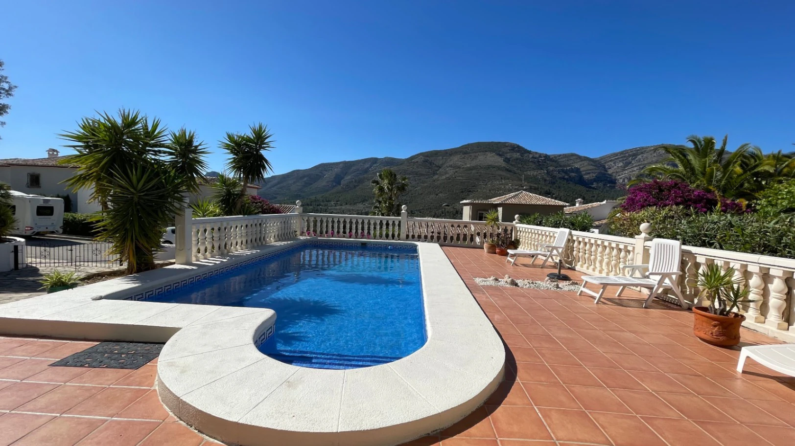 Villa te koop in Benigembla: Apart appartement
