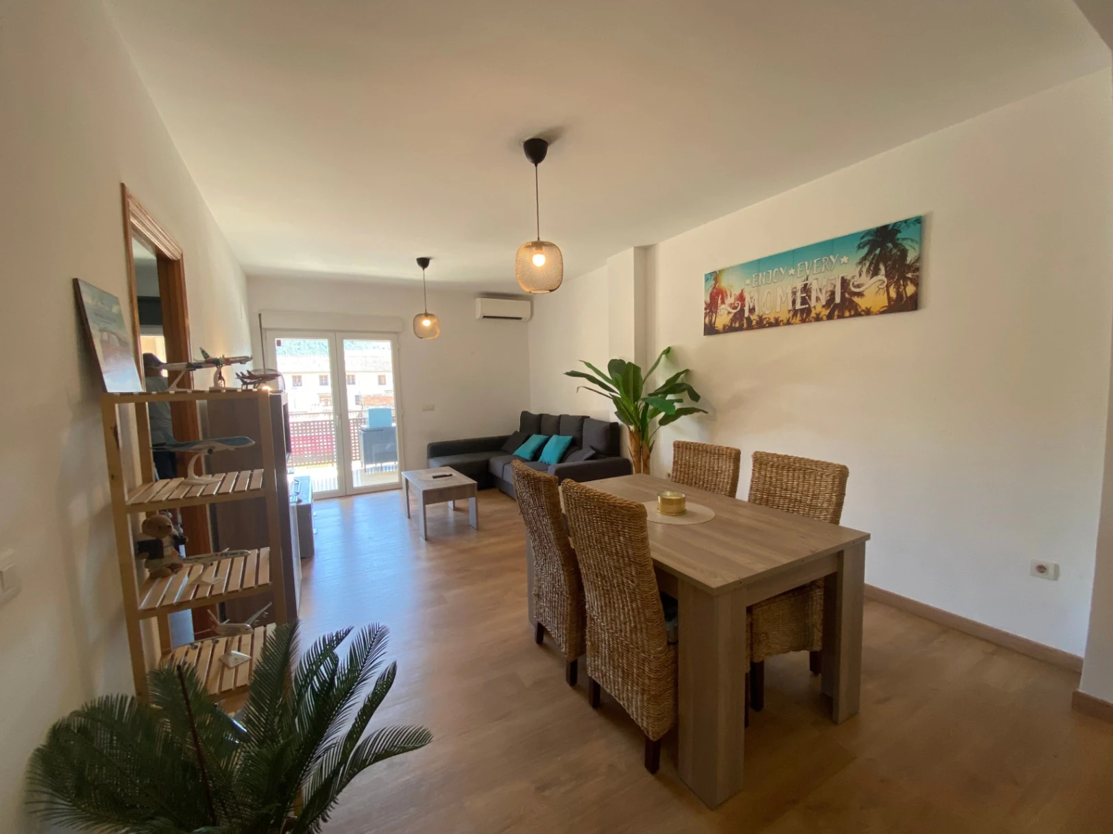 Penthouse apartment for sale in Jalon: Quiet location