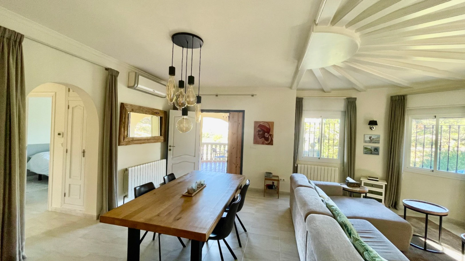 Villa for sale in Orba: Luxury & elegant