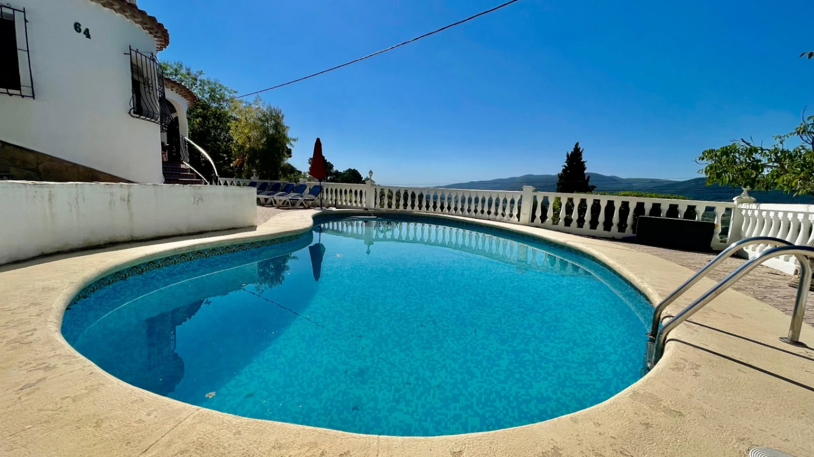 Villa te koop in Alcalali: Prachtig uitzicht op het zuiden
