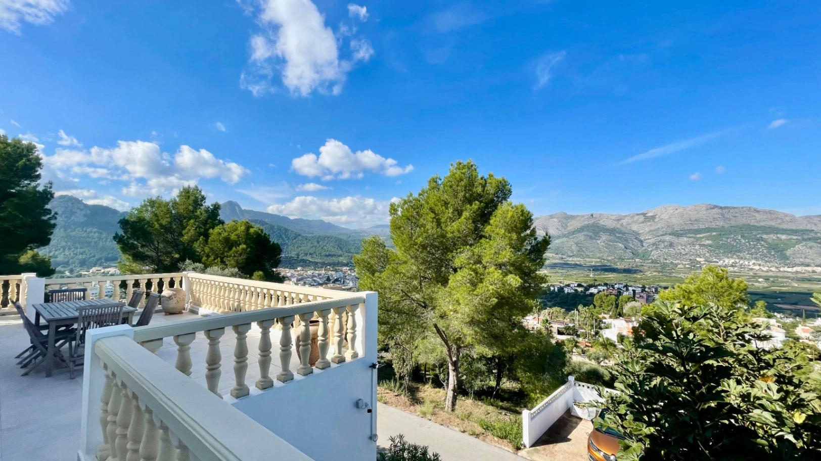 Villa for sale in Orba:  Contemporary, with breathtaking views