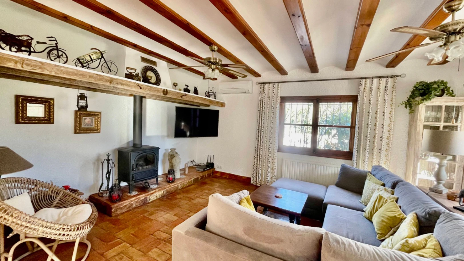 Fabulous finca-style retreat – two individual properties with two pools on a private 2,032 m² plot