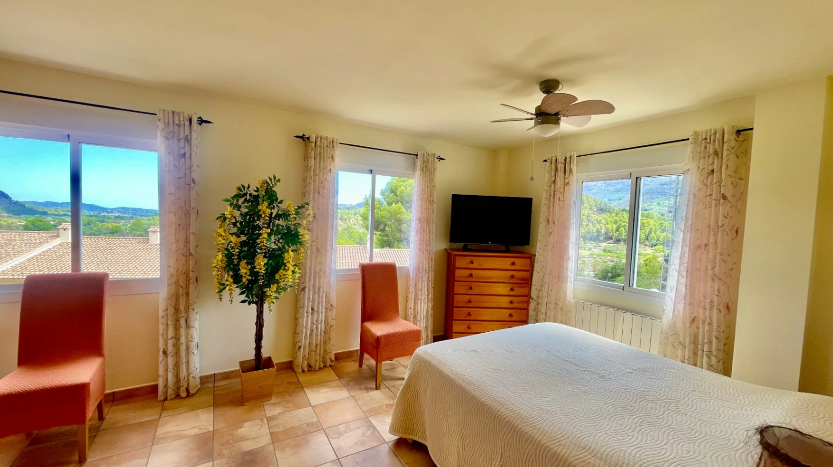 Townhouse for sale in Murla: Luxurious and spacious