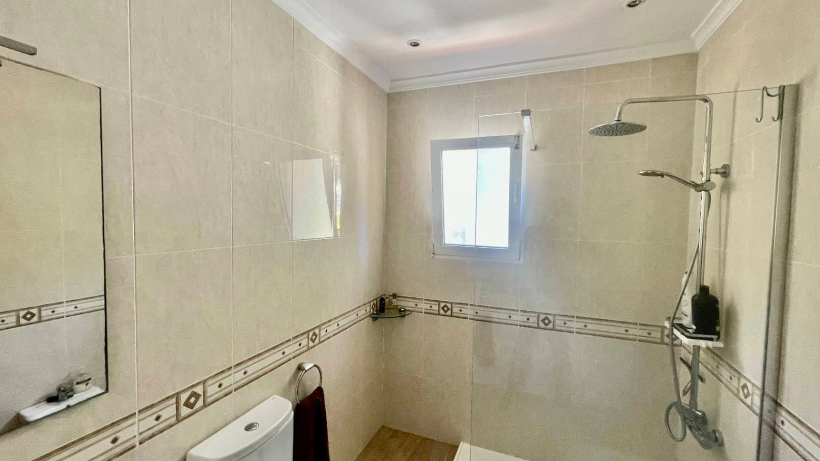 Villa for sale in Alcalali: Fabulous mountain views, excellent privacy