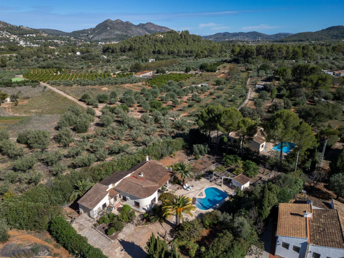 Villa for sale in Parcent: Charming, sought-after area