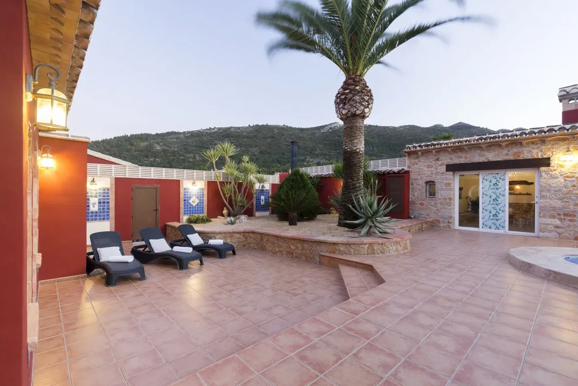 Estate for sale in Jalón