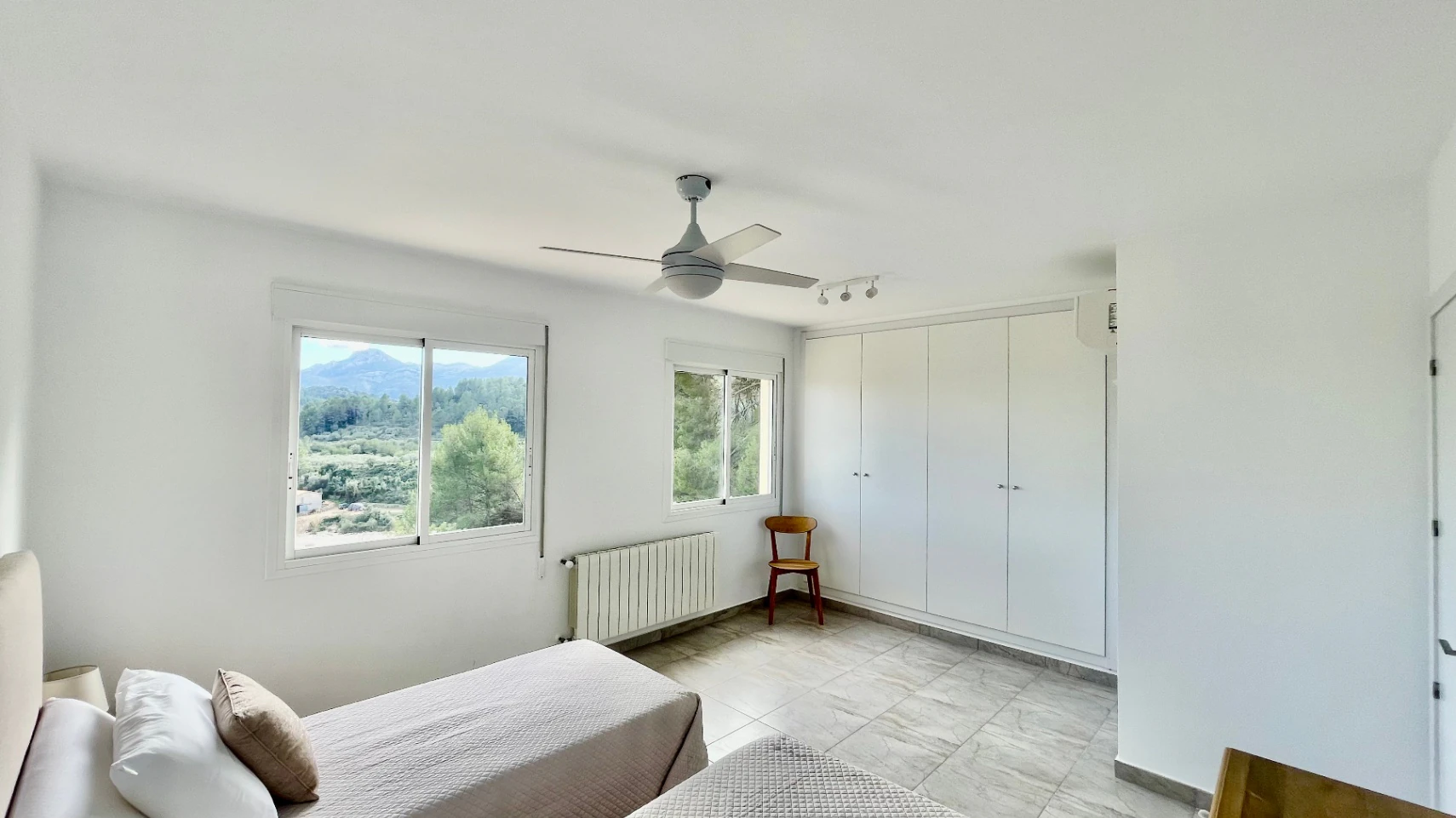 Modern townhouse for sale in Murla: Luxury, contemporary