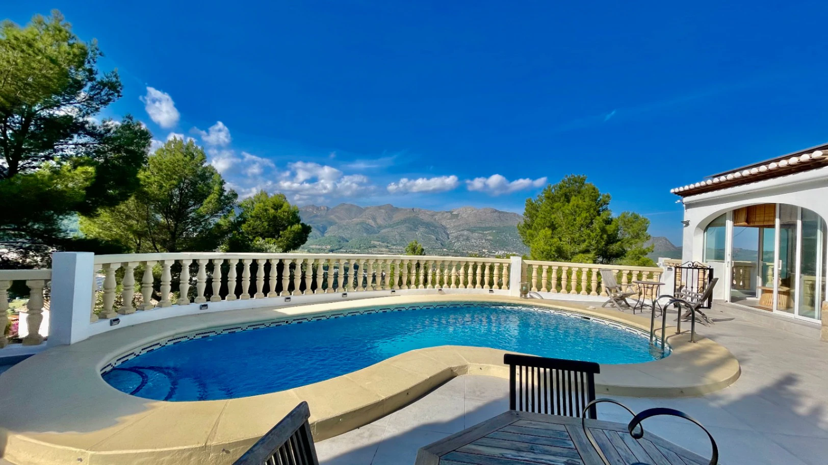Villa for sale in Orba:  Contemporary, with breathtaking views
