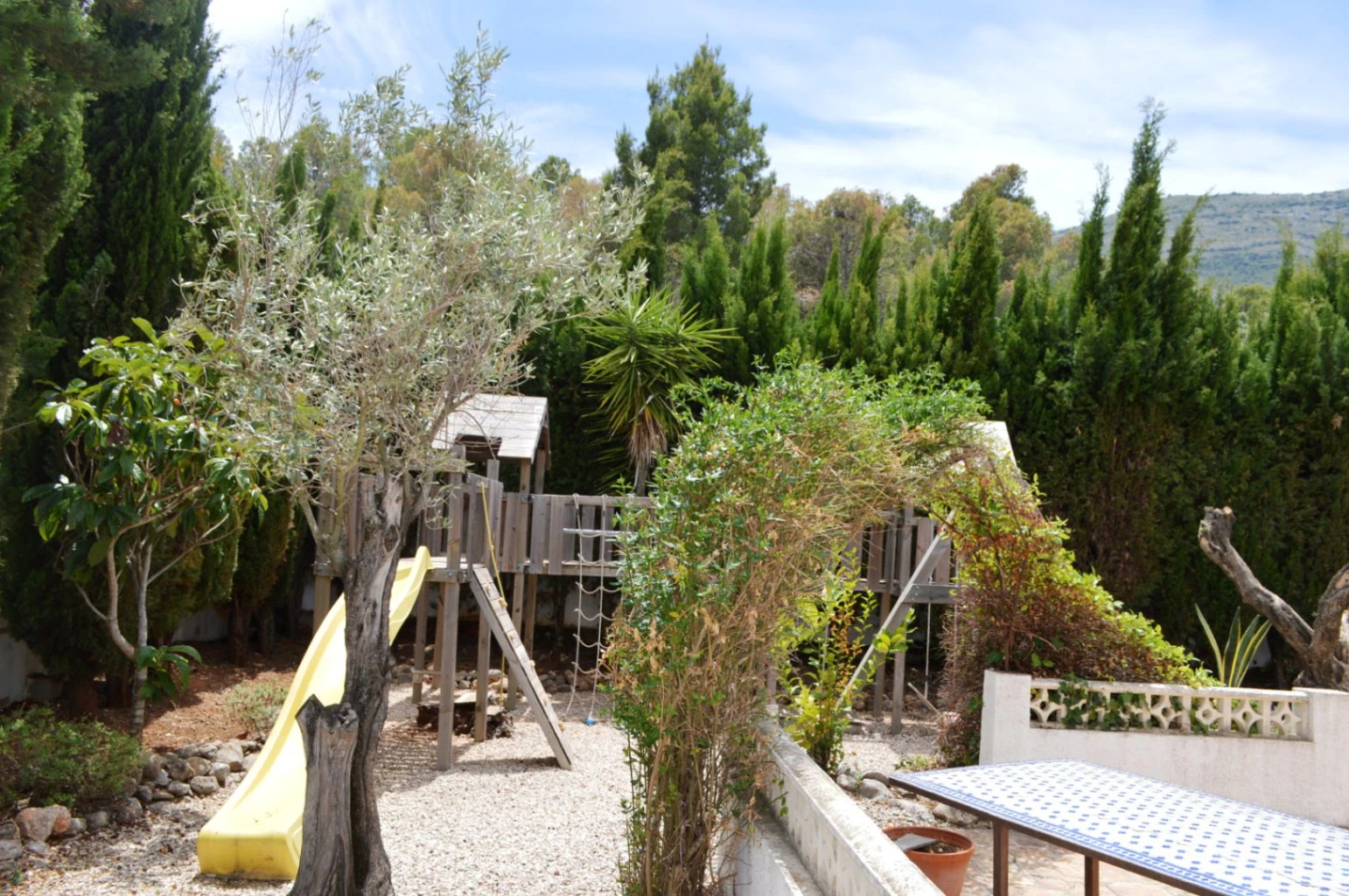 Villa for sale in Parcent: Flat plot, private
