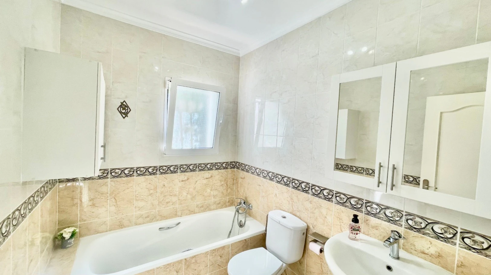 Villa for sale in Orba:  Contemporary, with breathtaking views