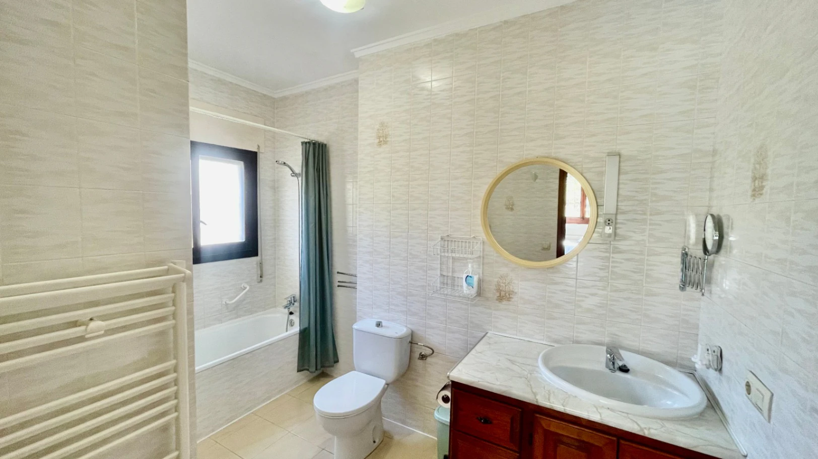 Villa for sale in Parcent: Charming, sought-after area