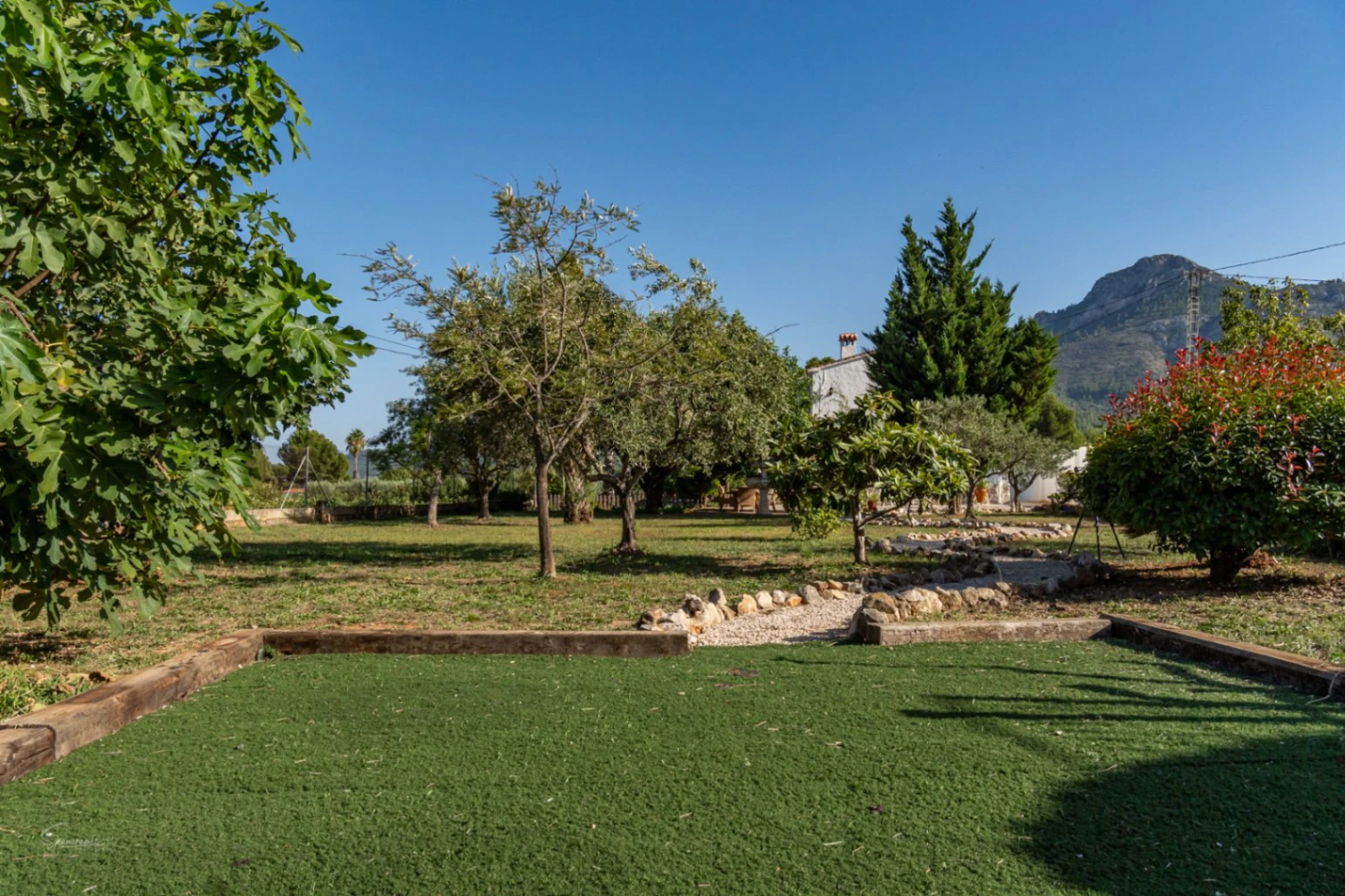 Two villas for sale in Parcent on one plot