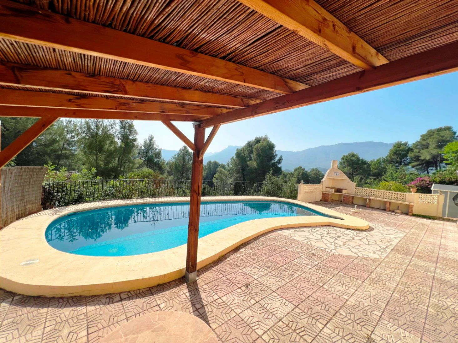 Villa te koop in Alcalali: Prachtig uitzicht op het zuiden