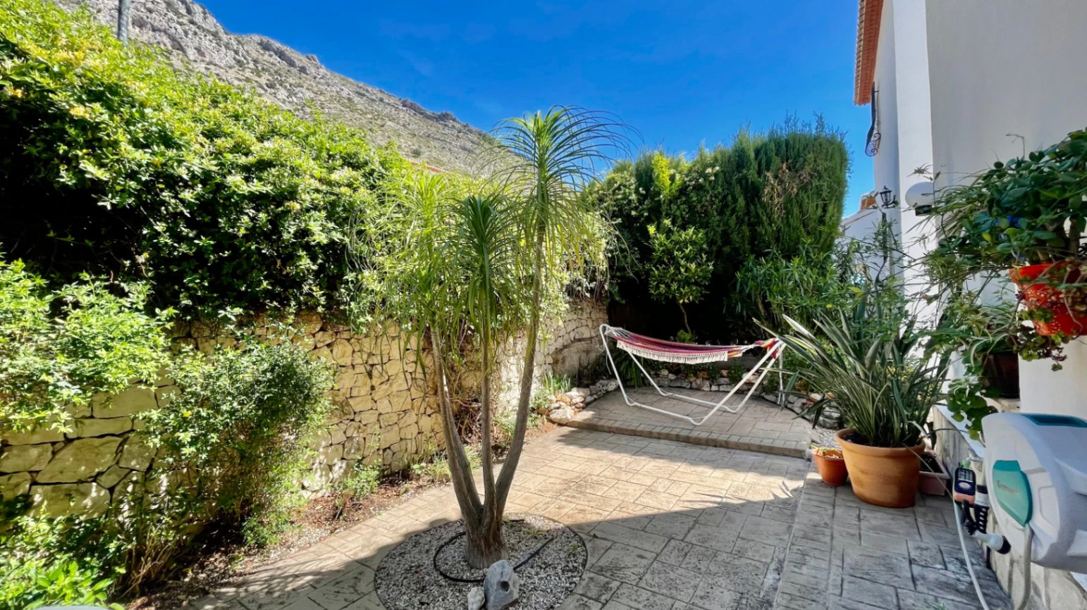 Villa te koop in Benigembla: Frontlinie met prachtig uitzicht