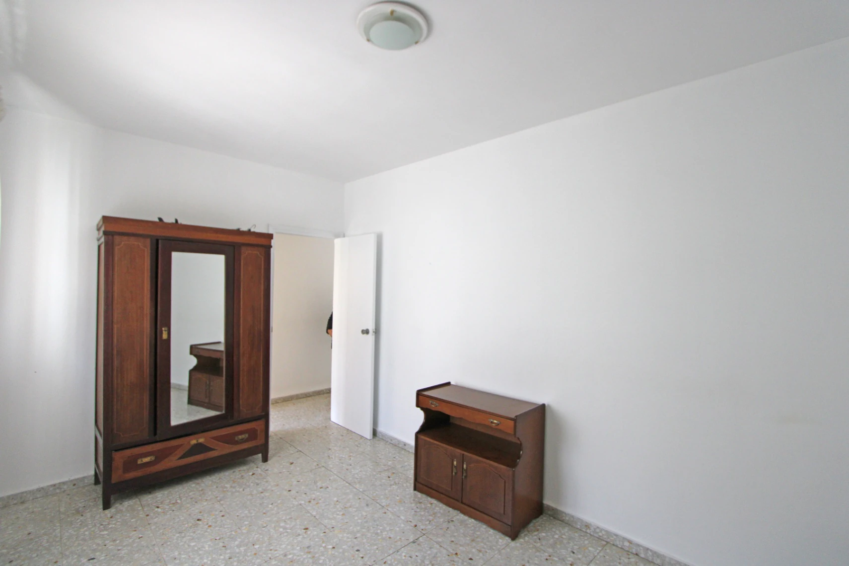 villa for sale in Llosa De Camacho