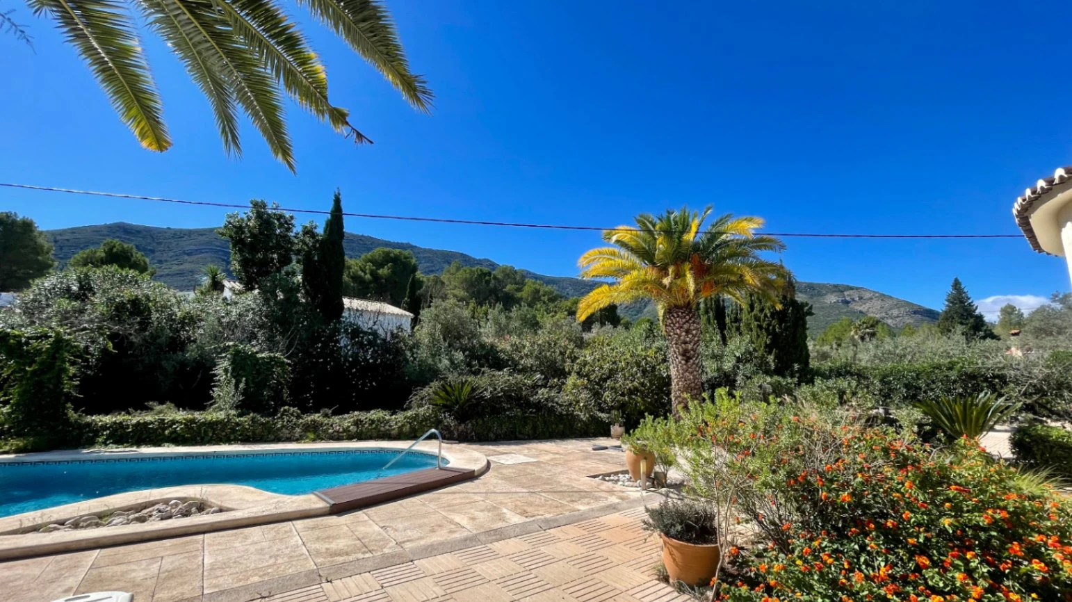 Villa for sale in Parcent: Charming, sought-after area