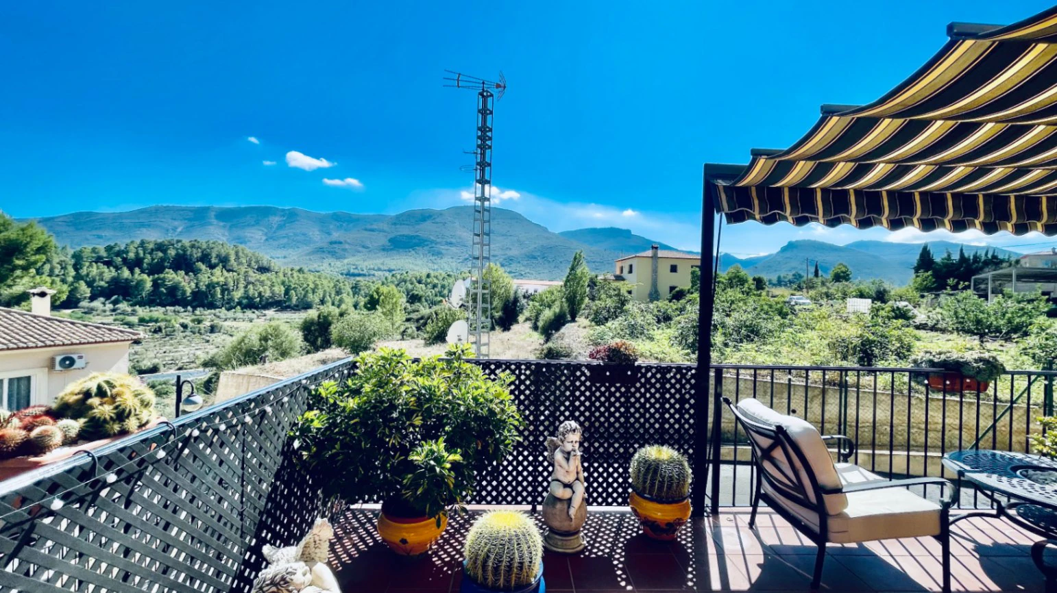 Townhouse for sale in Murla: Luxurious and spacious