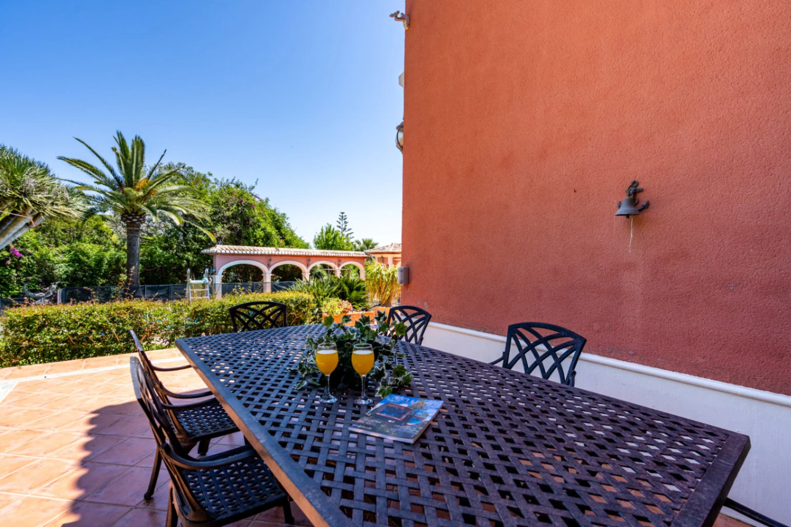Villa te koop in Javea: Herenhuis op het zuiden