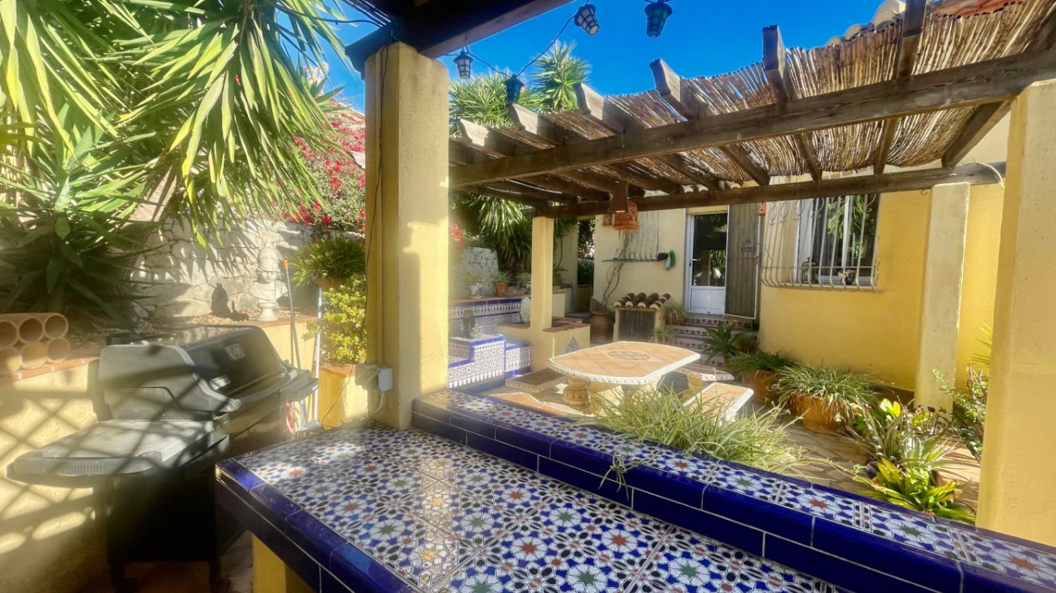 Villa for sale in Alcalali: Stunning views