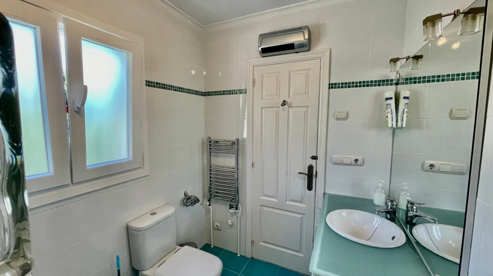 Villa for sale in Murla: Sought-after location, separate apartment