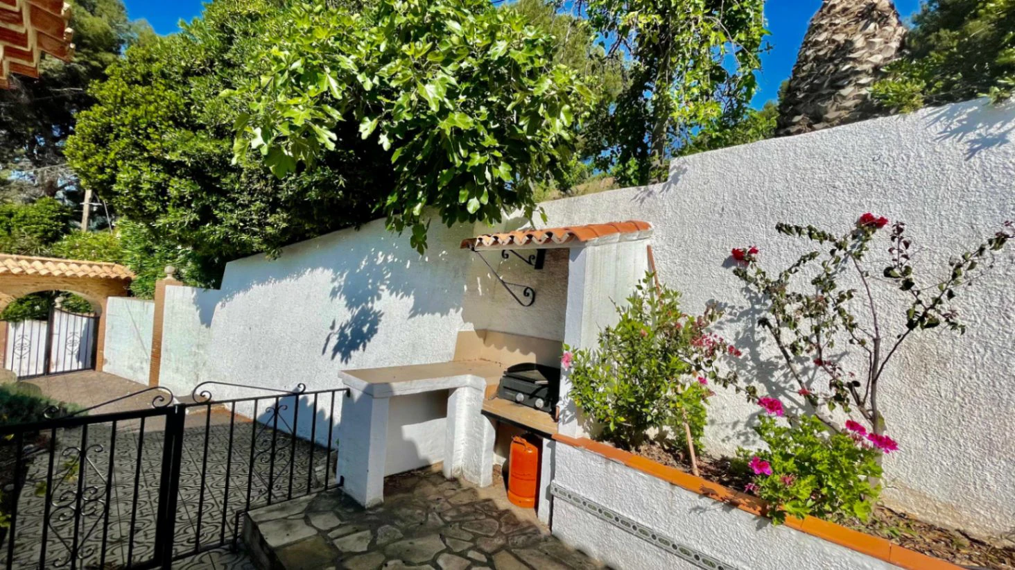 Villa te koop in Alcalali: Prachtig uitzicht op het zuiden