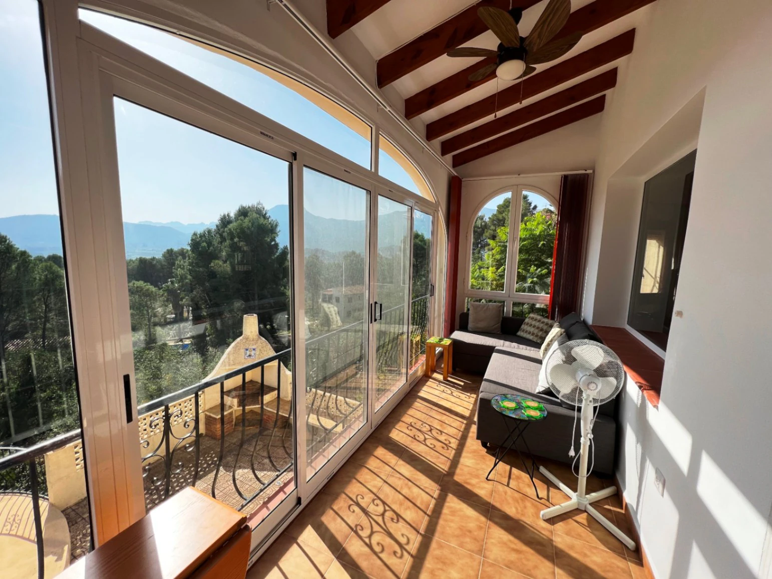 Villa te koop in Alcalali: Prachtig uitzicht op het zuiden