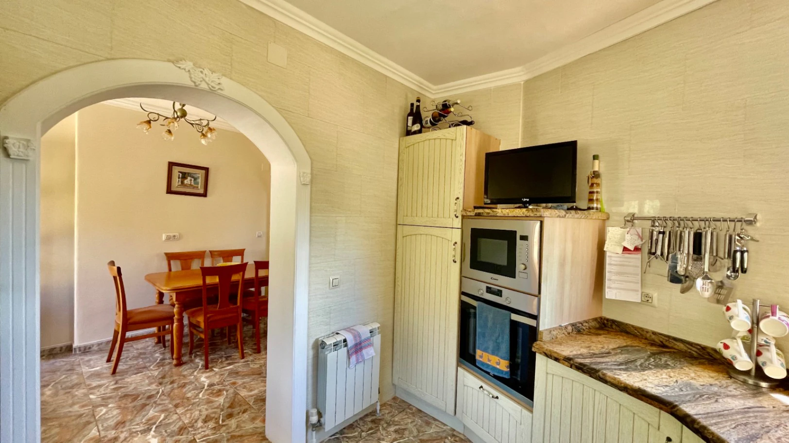 Villa for sale in Parcent: Private, corner plot