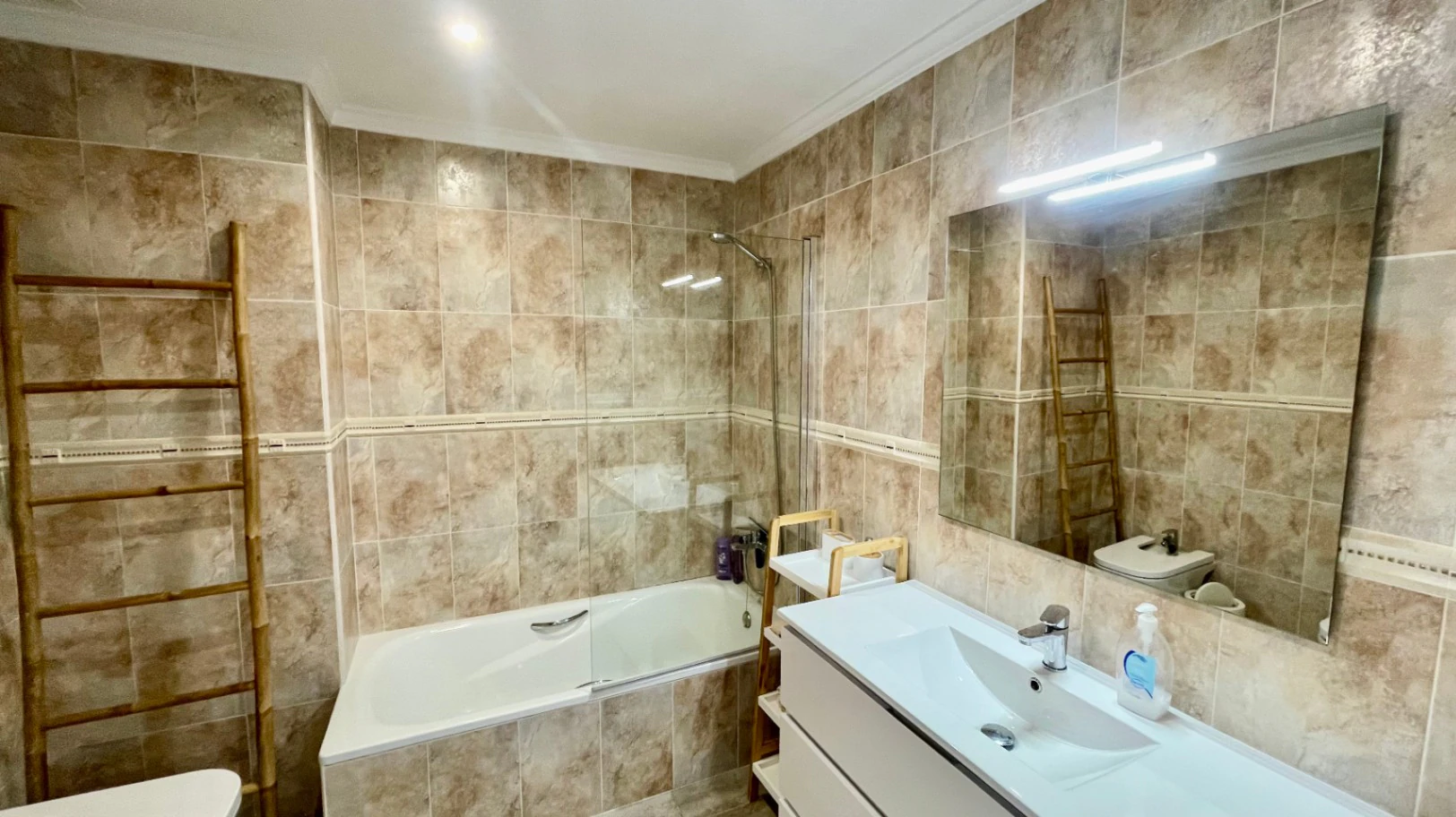 Modern townhouse for sale in Murla: Luxury, contemporary