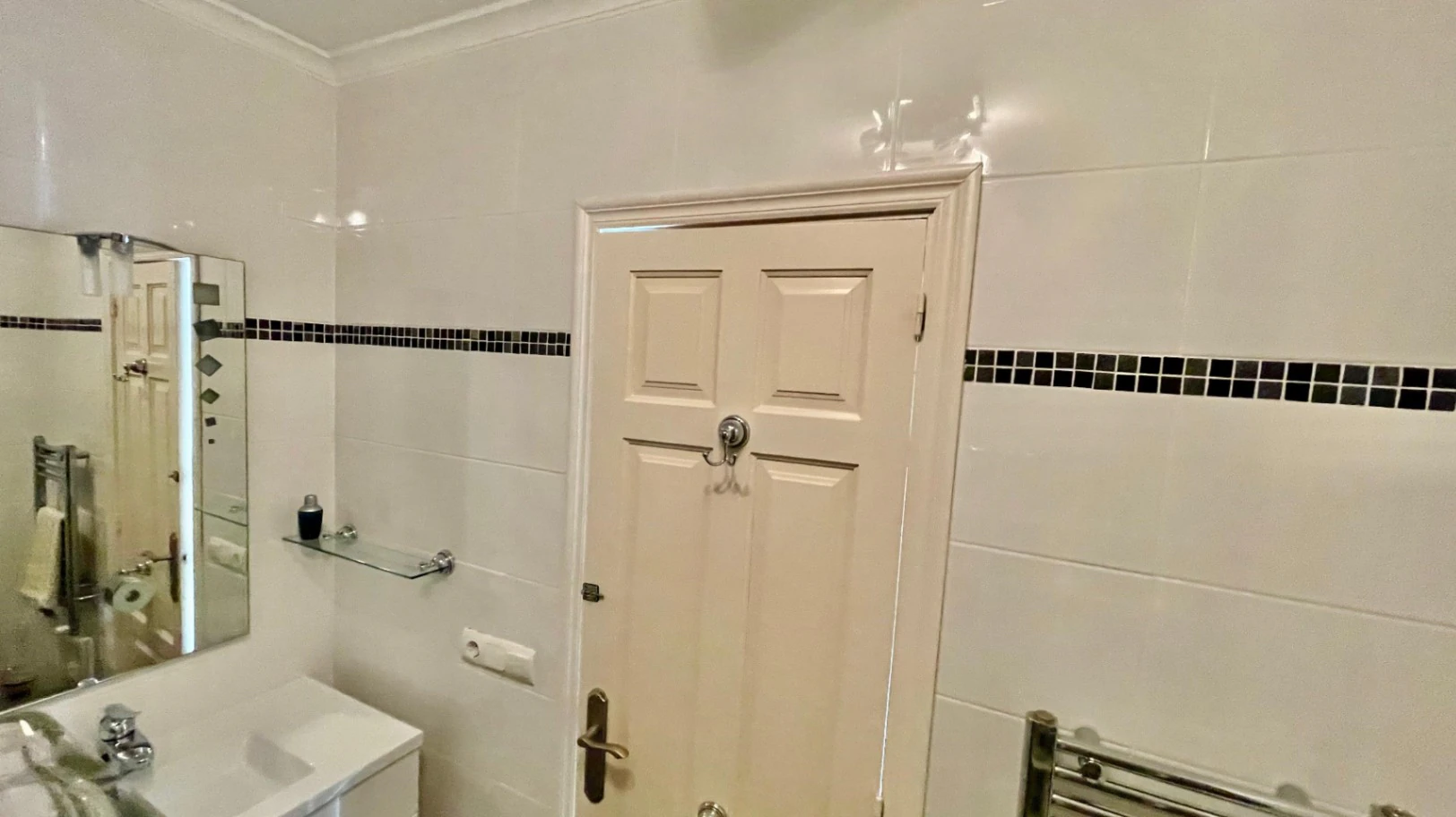 Villa for sale in Murla: Sought-after location, separate apartment