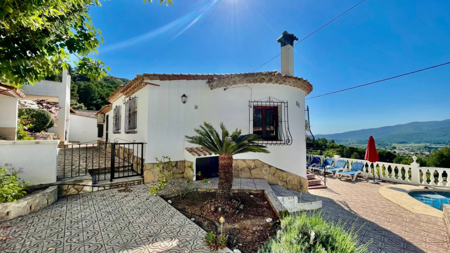 Villa te koop in Alcalali: Prachtig uitzicht op het zuiden