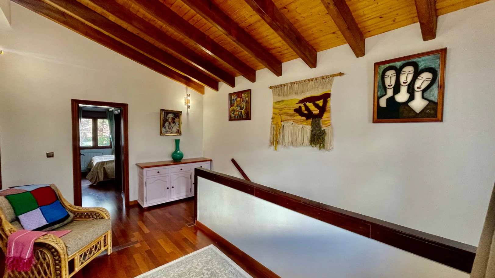 Villa for sale in Alcalali: Main house 4 bed, separate 2 bed casita