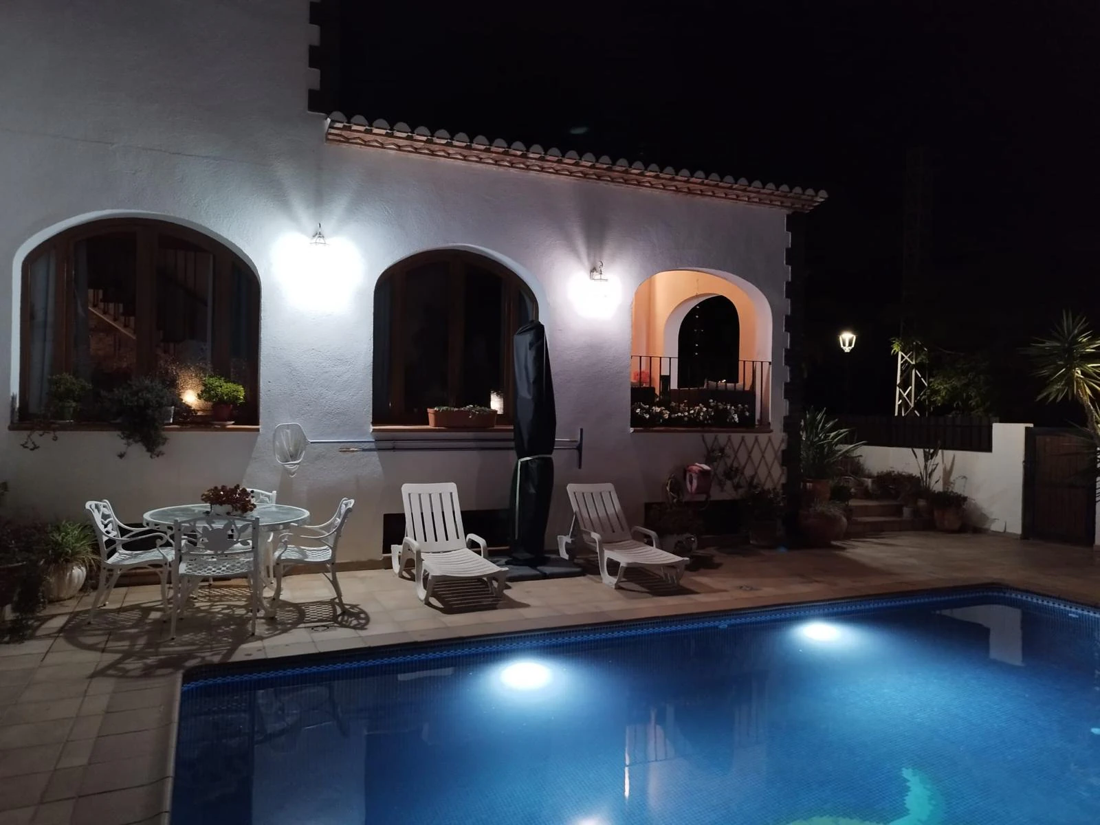 Villa for sale in Alcalali: Main house 4 bed, separate 2 bed casita
