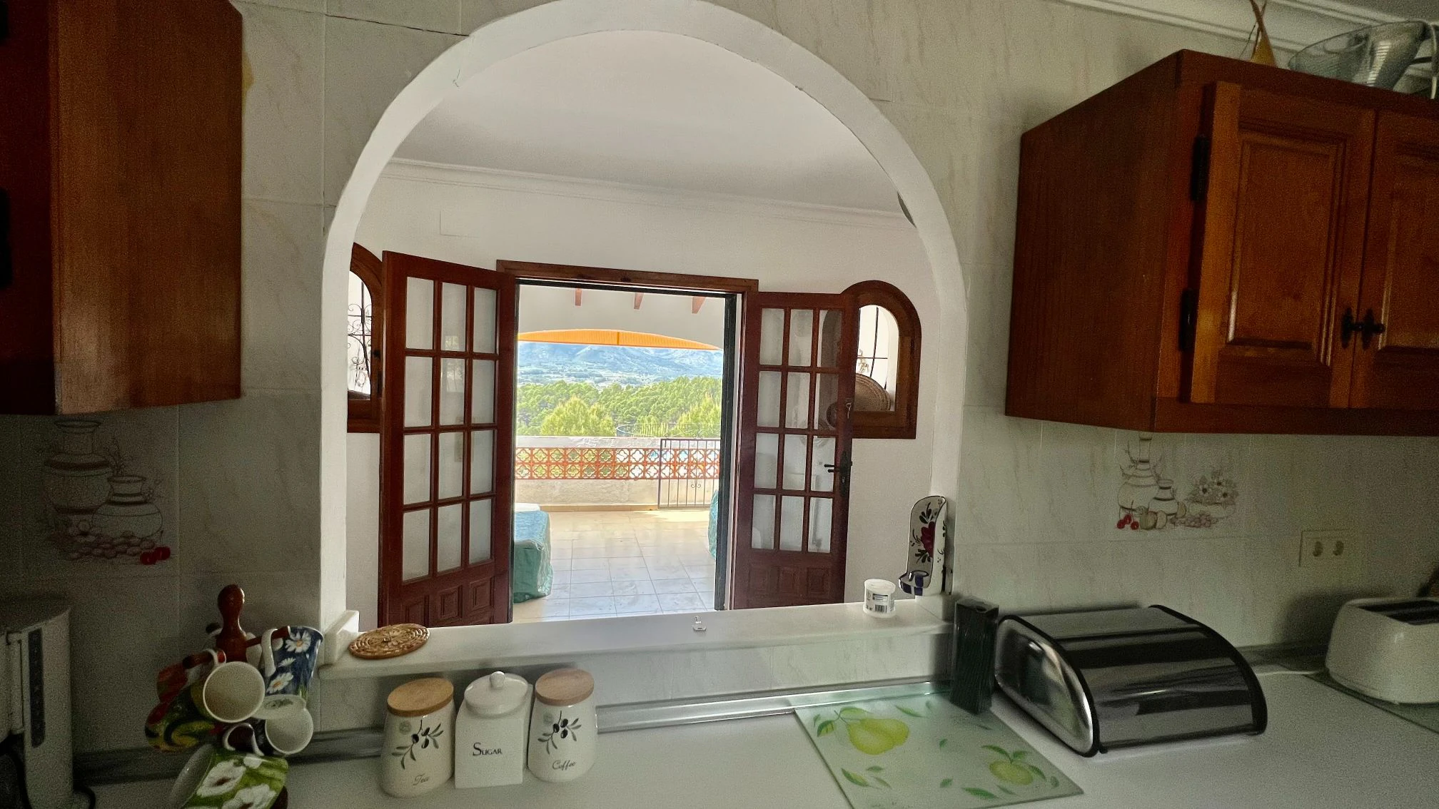 Villa for Sale in Jalon: Extremely private, panoramic views