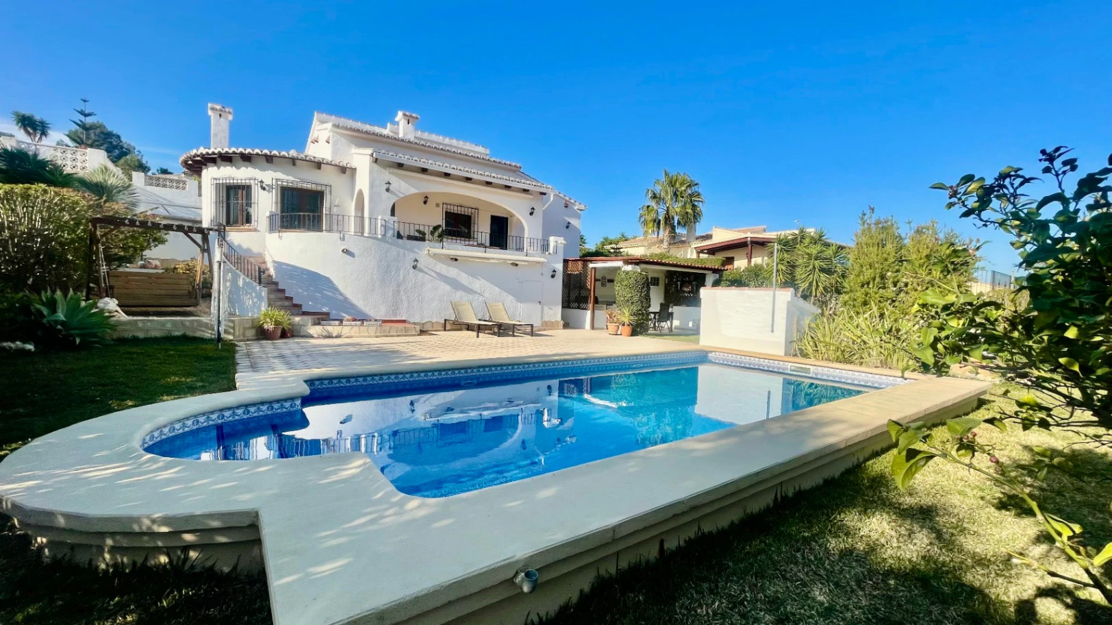 Villa for sale in Pedreguer - Impressive, modern, spectacular views