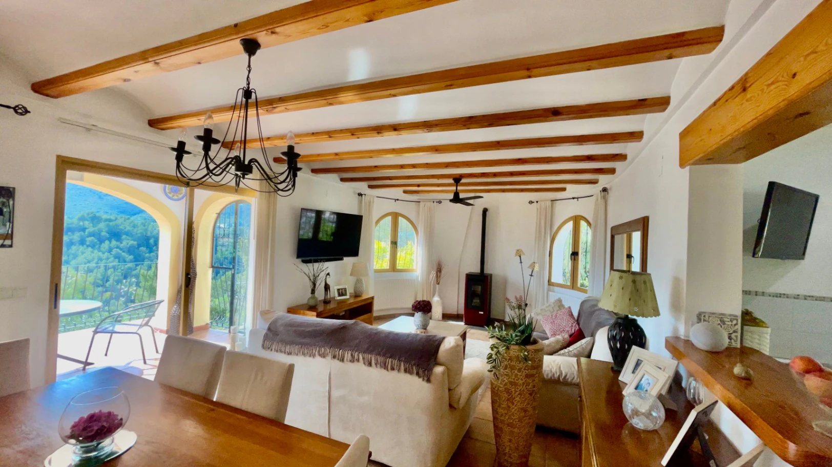 Villa for sale in Benigembla: Breathtaking views, exceptional privacy
